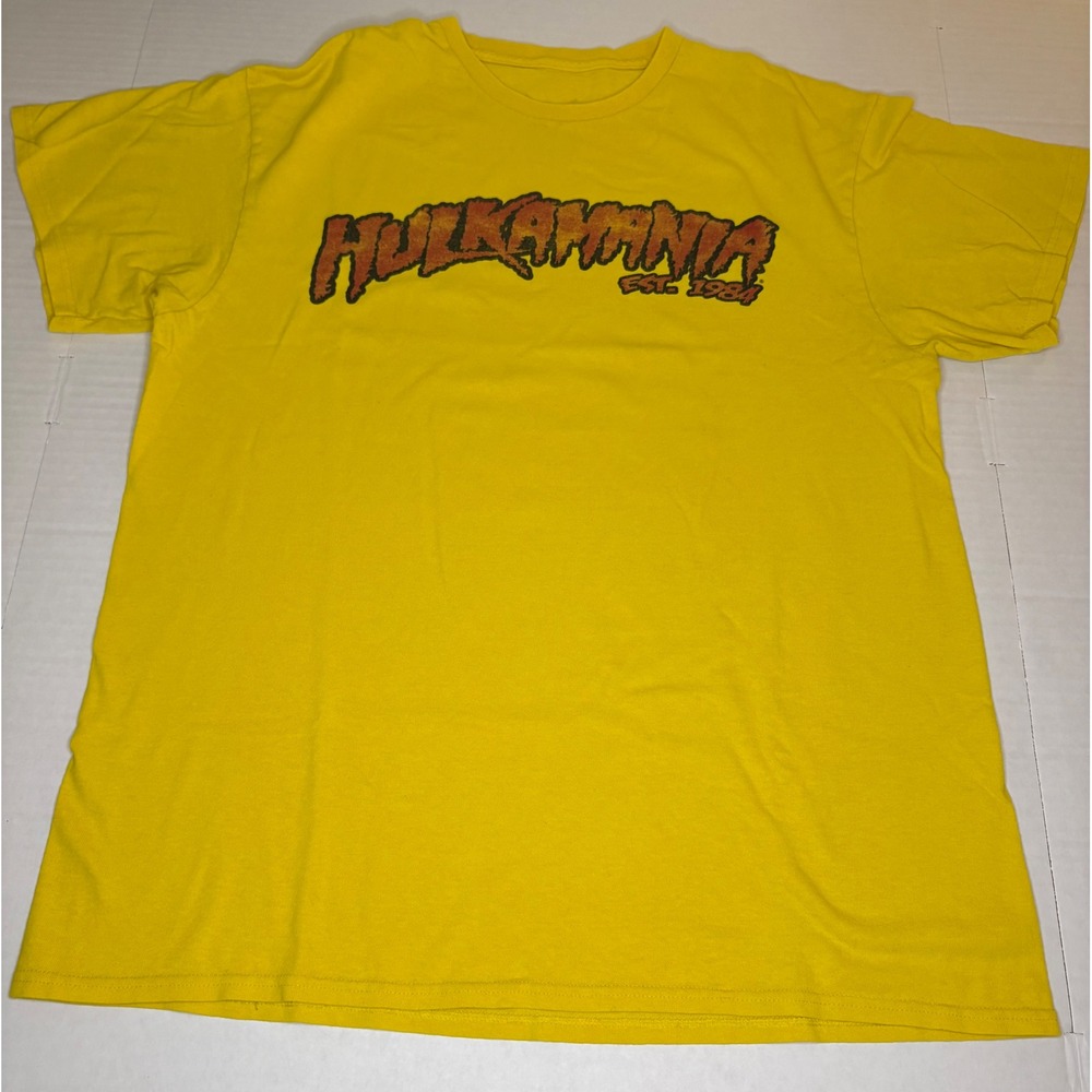 WWE Hulk Hogan Hulkamania T-Shirt Yellow Vintage Style Graphic Tee Est 1984